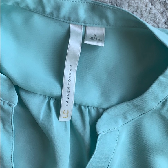 Lauren Conrad blouse! - Picture 3 of 3